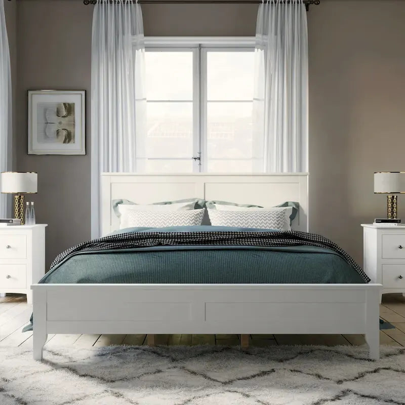 White Queen Size Modern Solid Wood Platform Bed with Wear-resistant Finish