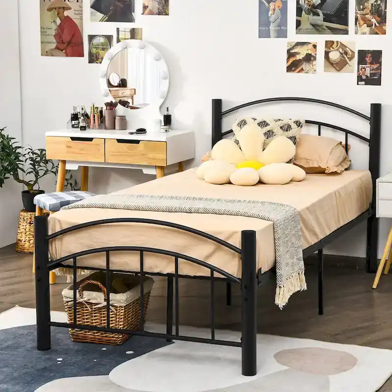 Twin/Full/Queen Size Metal Bed Frame Platform Mattress